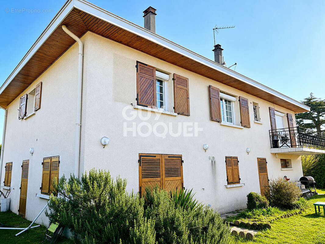 Maison à RILLIEUX-LA-PAPE