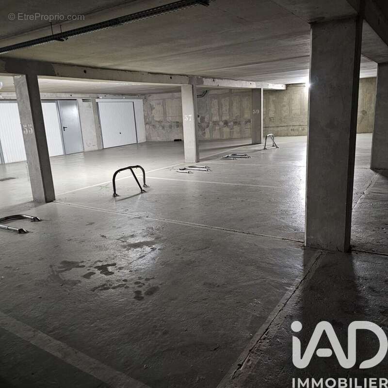 Photo 6 - Parking à PARIS-19E