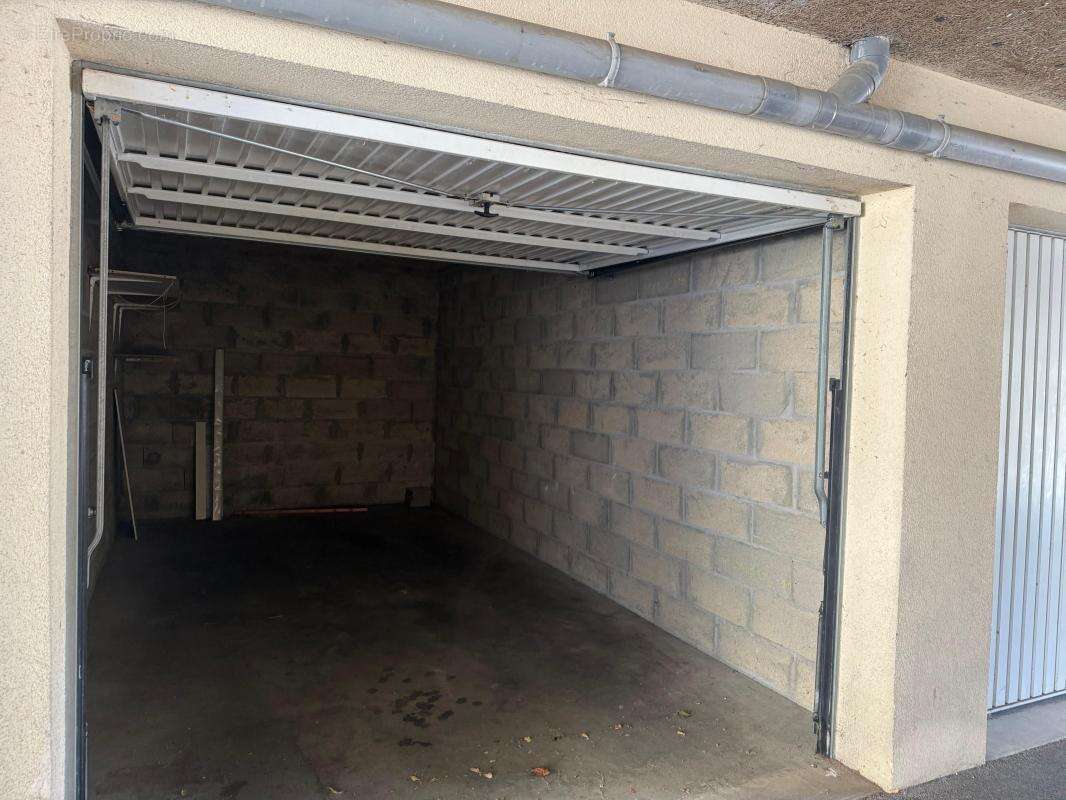 EXCLUSIVITÉ ORPI Compiègne - L'Équilibre parfait : espace, calme et proximité de l'hyper-centre ! - photo 12
