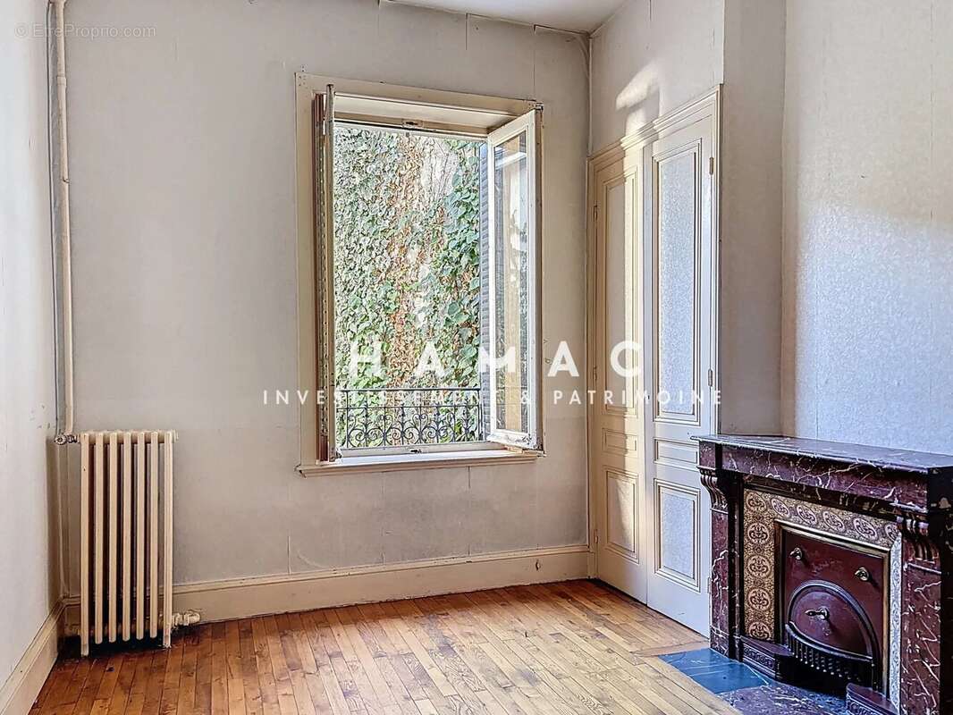Appartement à LYON-7E