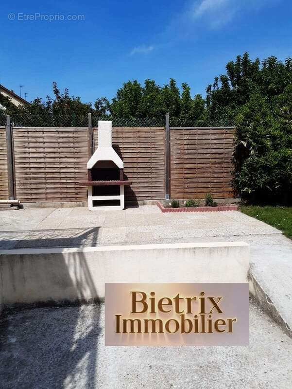 Maison à CHAMPAGNE-SUR-OISE