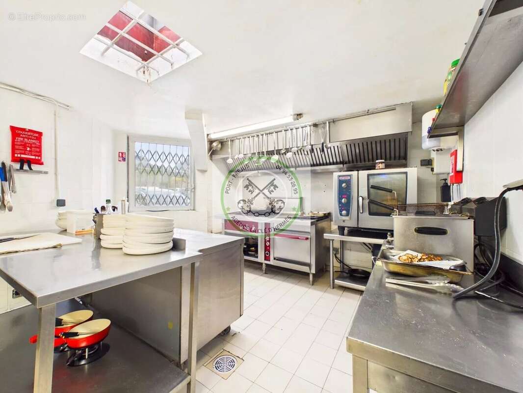 Commerce à SAINT-RAPHAEL