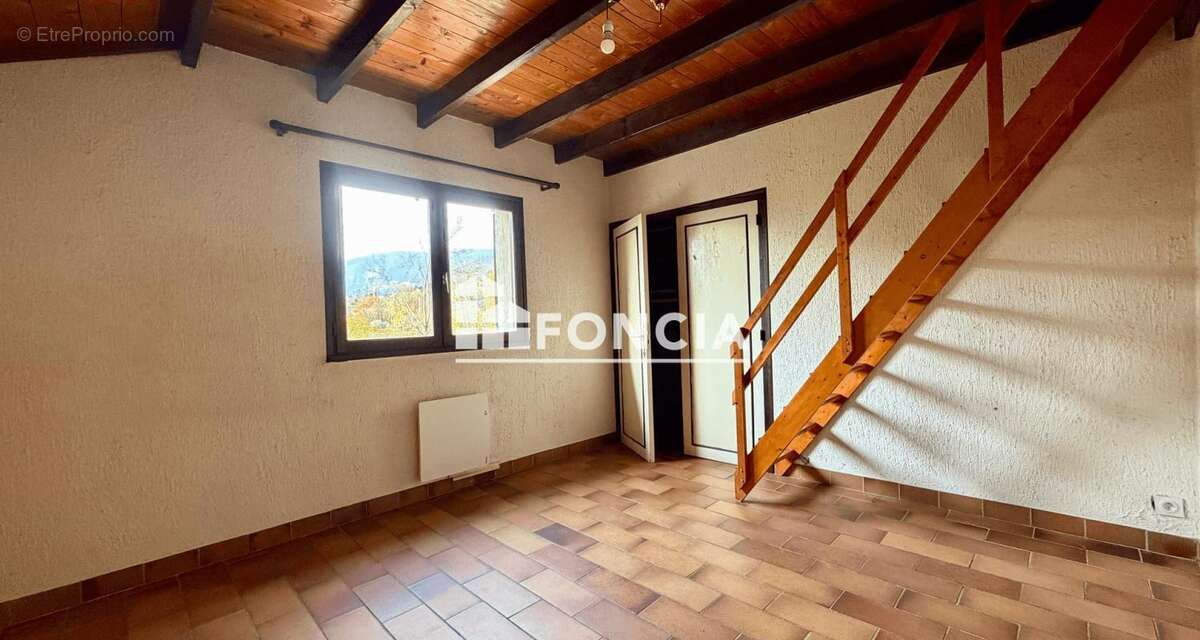 Maison à MONTBONNOT-SAINT-MARTIN