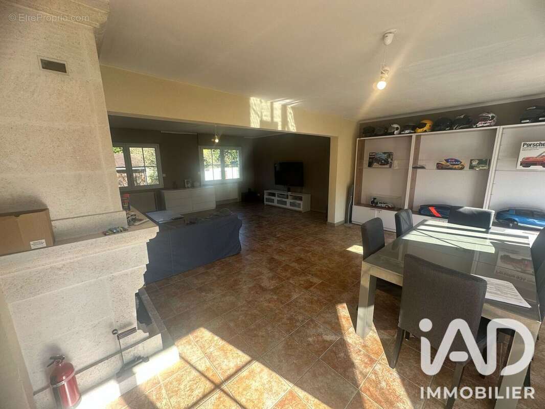Maison 185 m² à Mortefontaine-En-Thelle  - photo 5