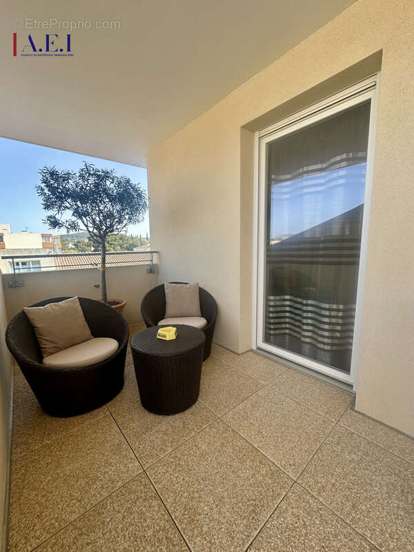 Appartement à SIX-FOURS-LES-PLAGES