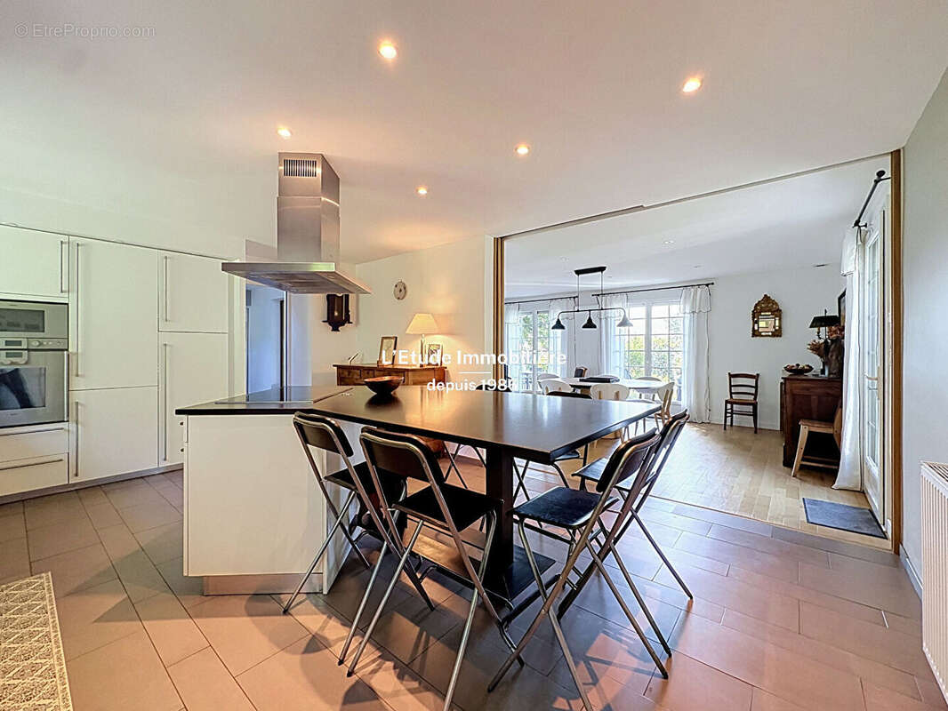 A vendre maison caluire 256 m² utiles proximite commerces et transports - photo 5