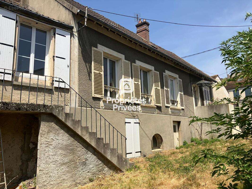 Maison à SEPTEUIL