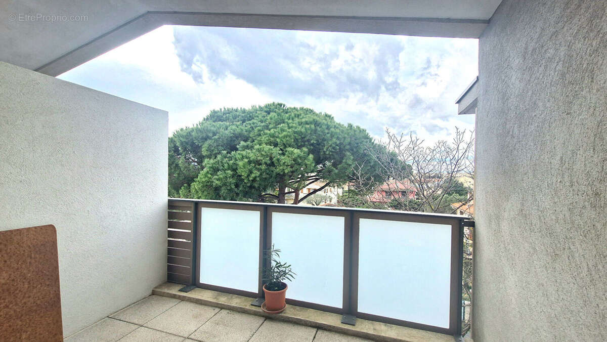 Appartement à FREJUS