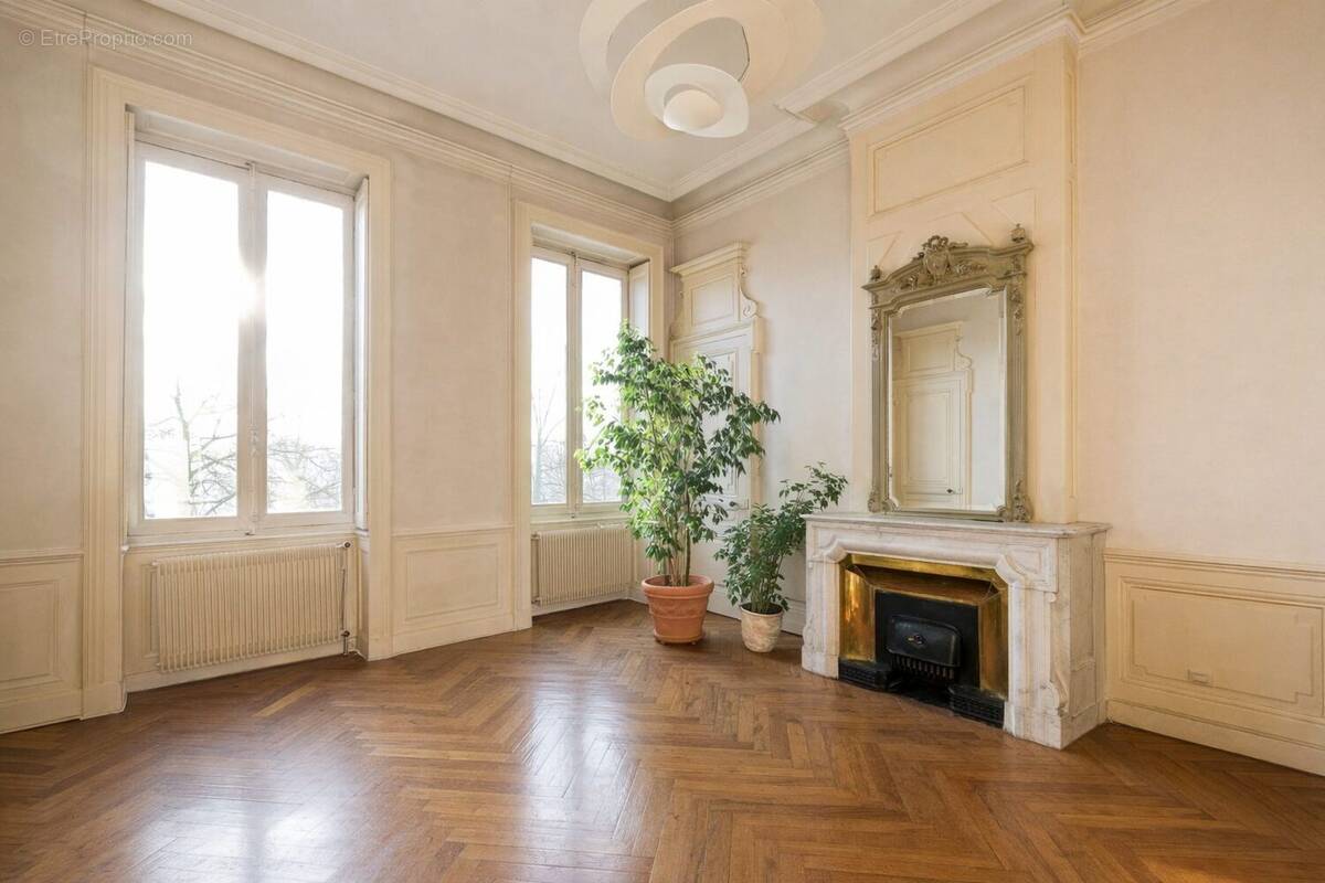 Appartement à LYON-4E