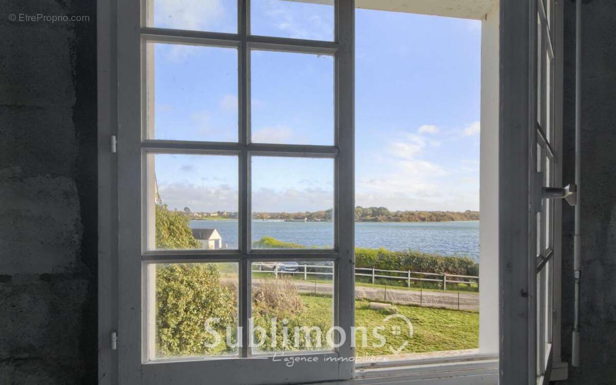 Maison à LOCOAL-MENDON