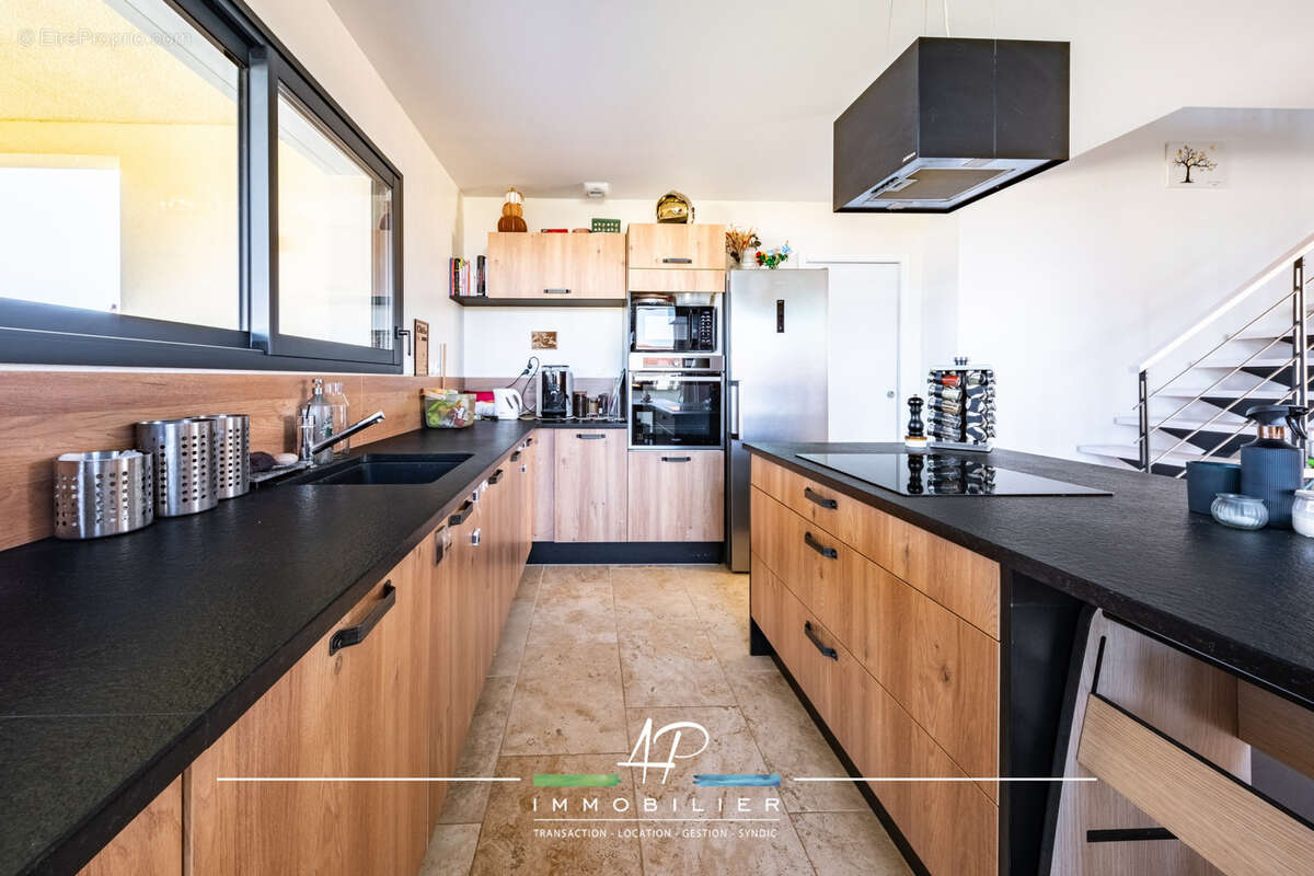 Maison à MIREBEAU-SUR-BEZE