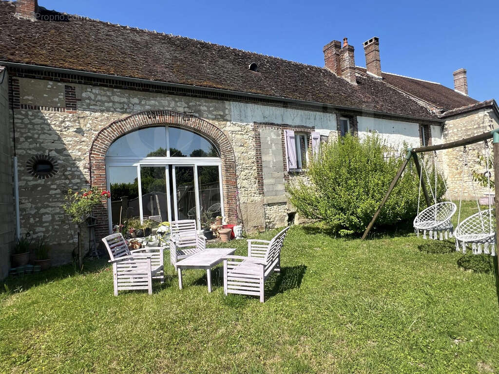 Maison à SAINT-MAURICE-THIZOUAILLE