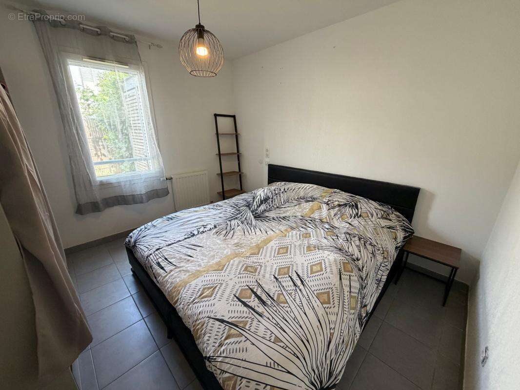 Appartement à LA SALVETAT-SAINT-GILLES