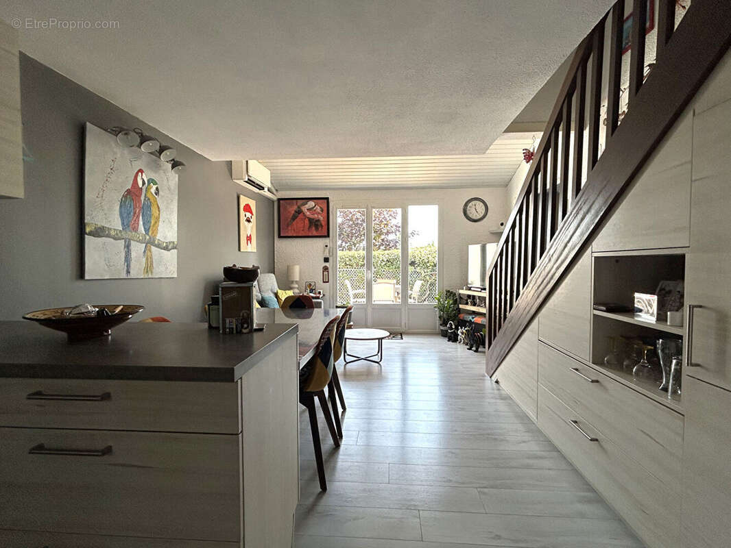 ROYAN - Maison de 3 pièces avec terrasse - photo 3