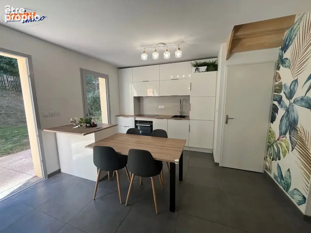 Maison 4 pièces 83 m² à vendre à Fontaines-Saint-Martin (69270) - photo 3