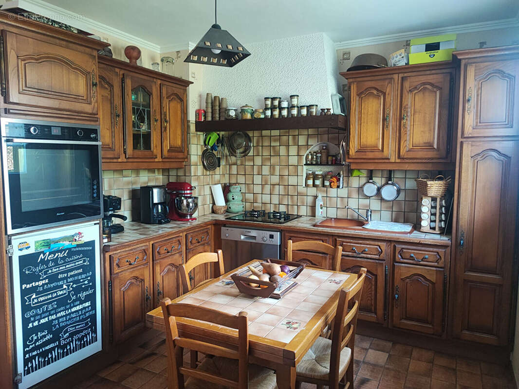 Maison à SAINT-JEAN-DE-BRAYE