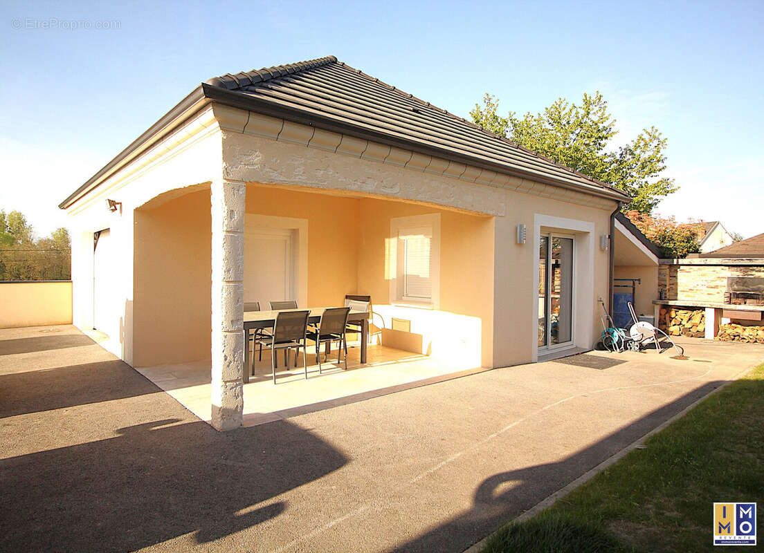 Maison à QUINCY