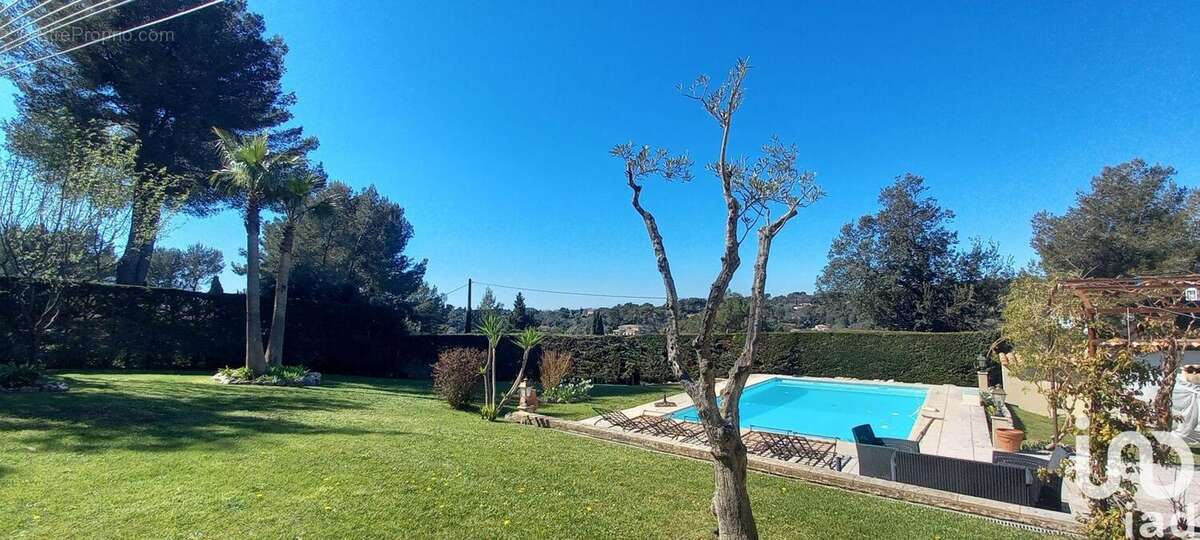 Photo 4 - Maison à ROQUEFORT-LES-PINS