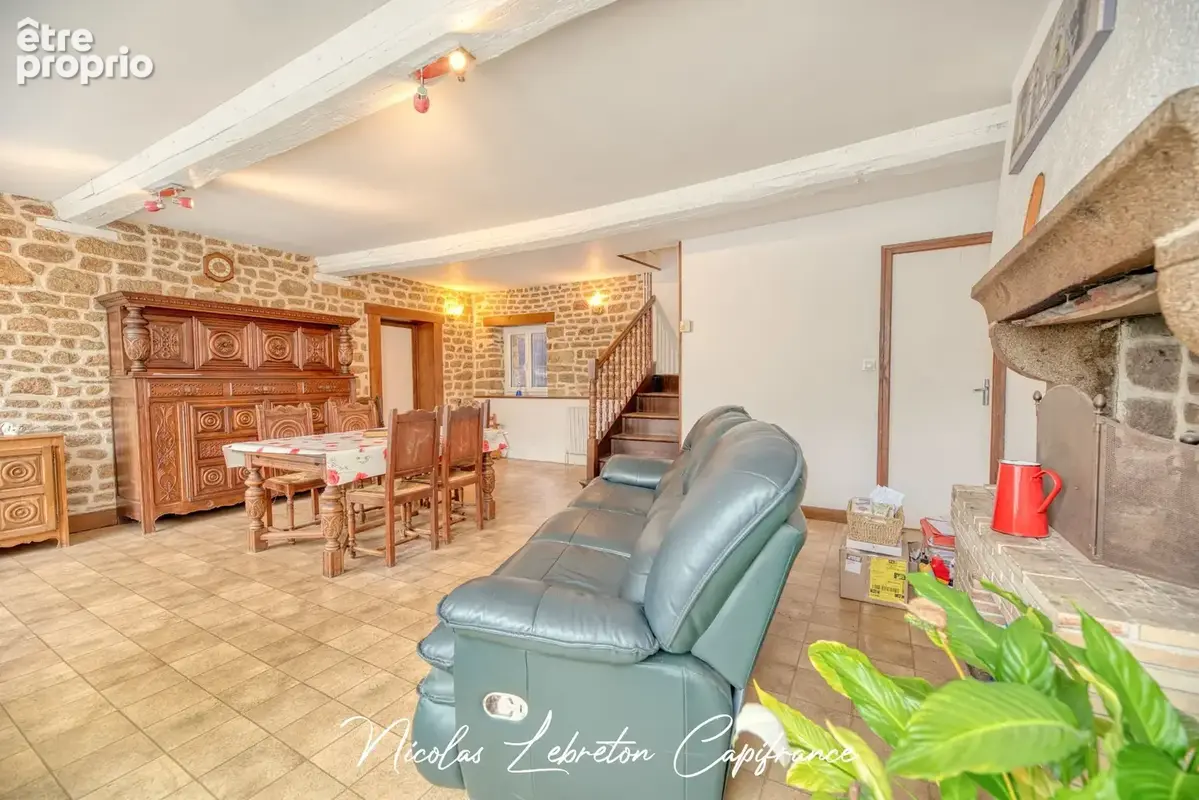 Exclusivité Capifrance - Maison en pierres – 104 m² habitables, terrain clos et arboré de 1 424 m² - photo 6