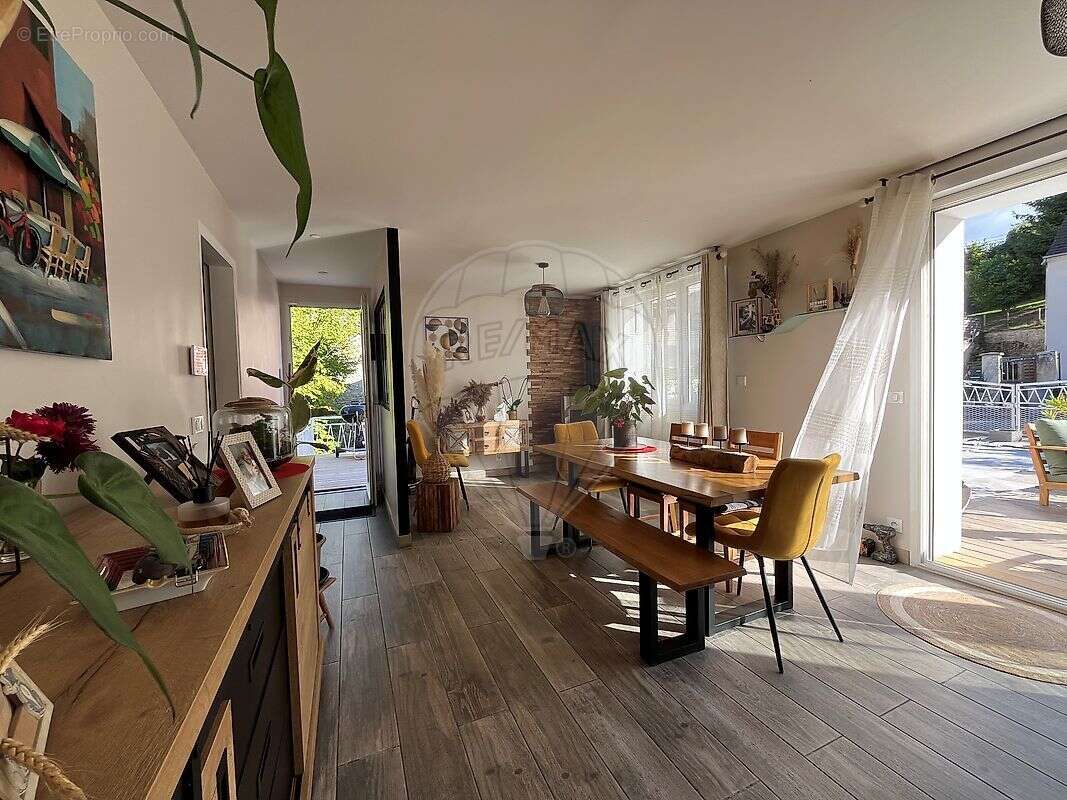 Maison à CREPY-EN-VALOIS