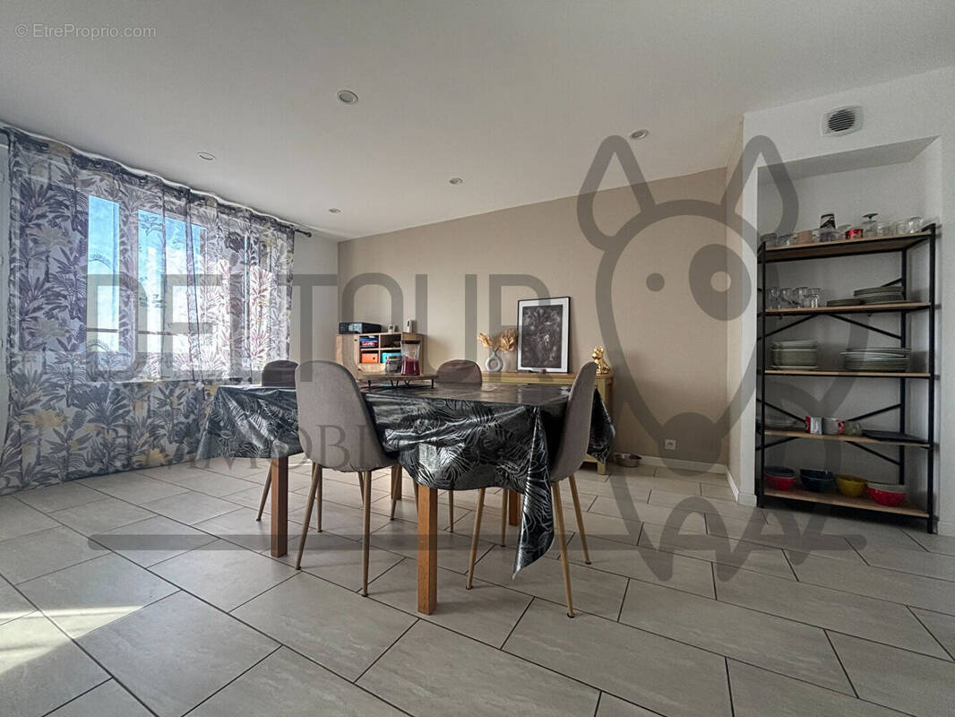 Maison à COULOMMIERS