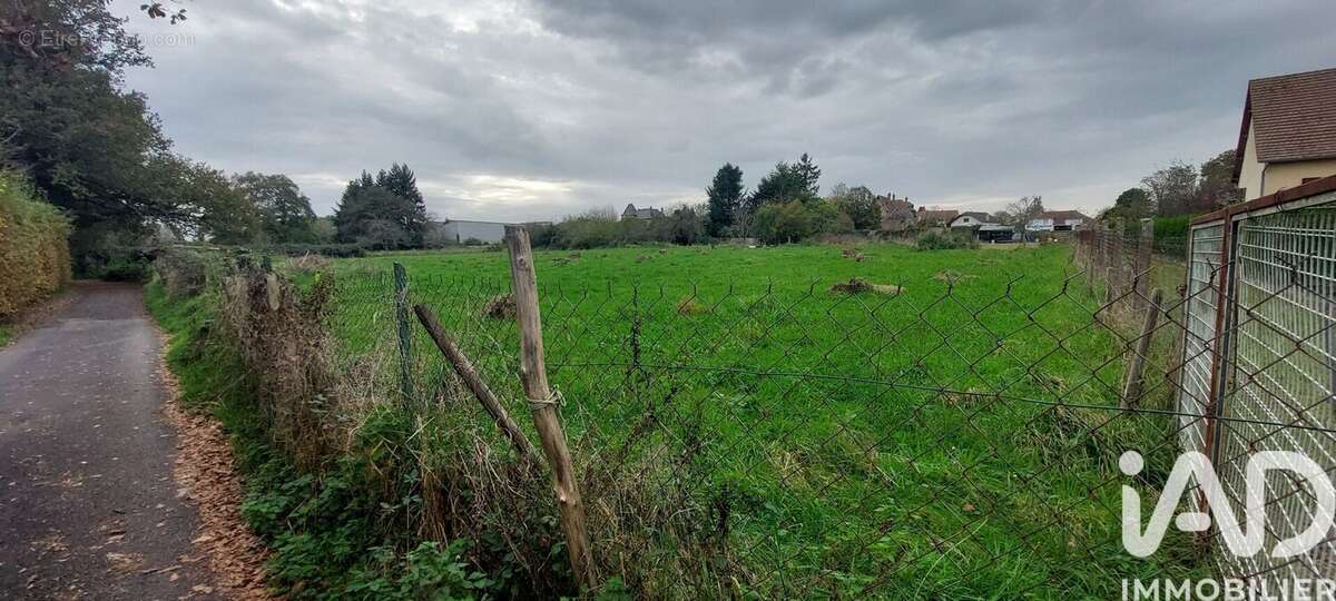 Photo 2 - Terrain à EVAUX-LES-BAINS
