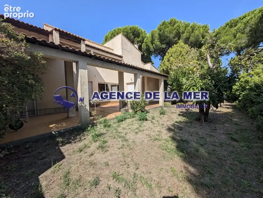 Maison familiale 175 m²  La Grande-Motte, secteur des Goélands  Terrain 438 m² exposé plein sud - photo 2