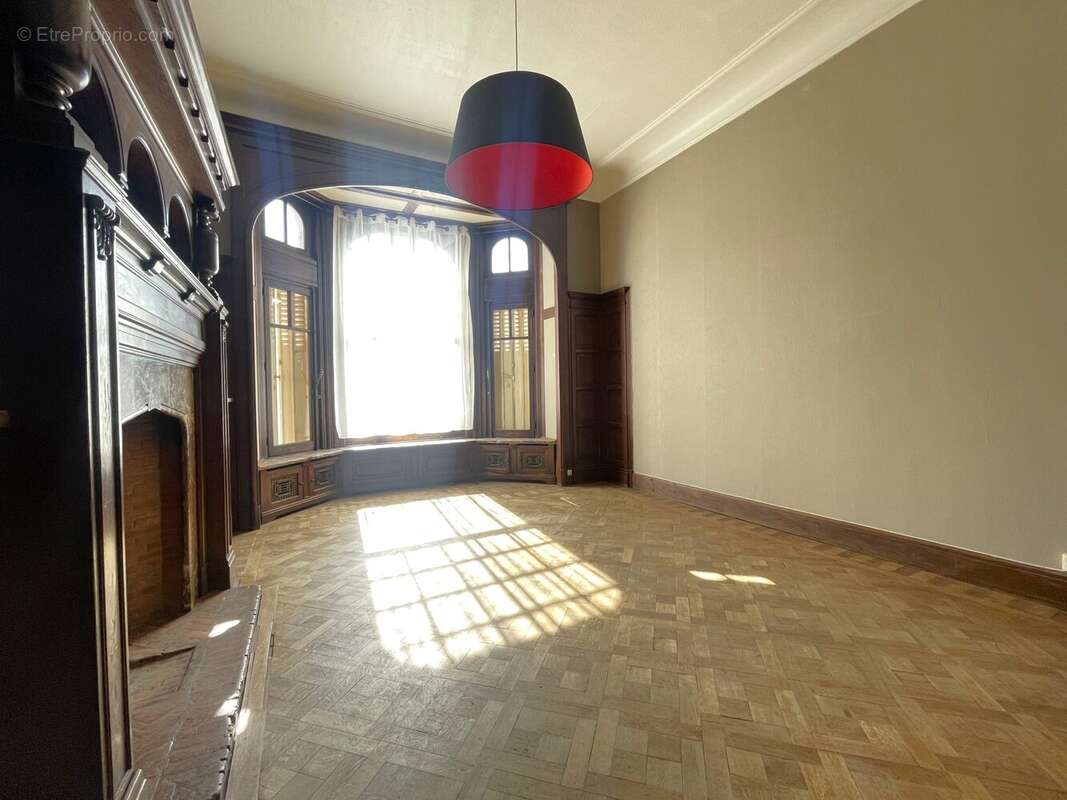 RDC droit - Appartement à MARCQ-EN-BAROEUL