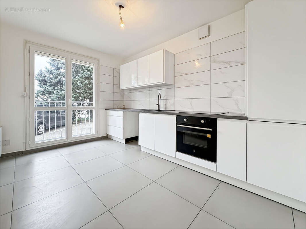 Appartement à SAINT-ROMAIN-EN-GAL