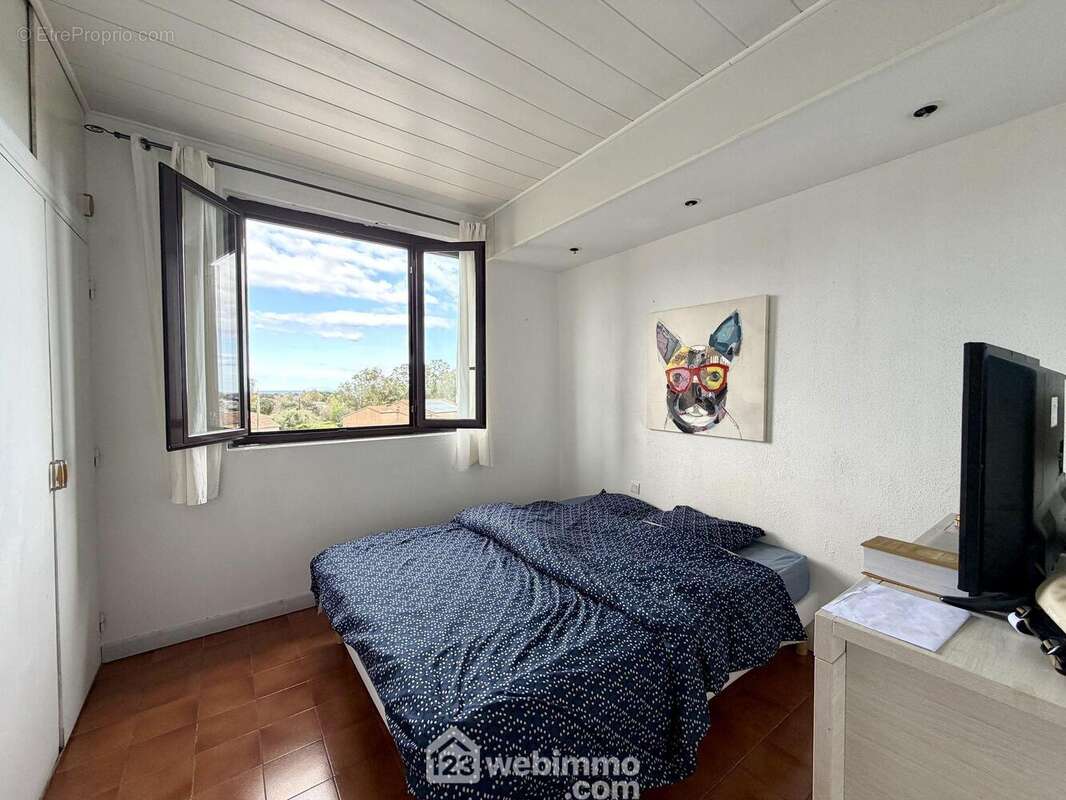 Chambre n°1 - Appartement à BIGUGLIA