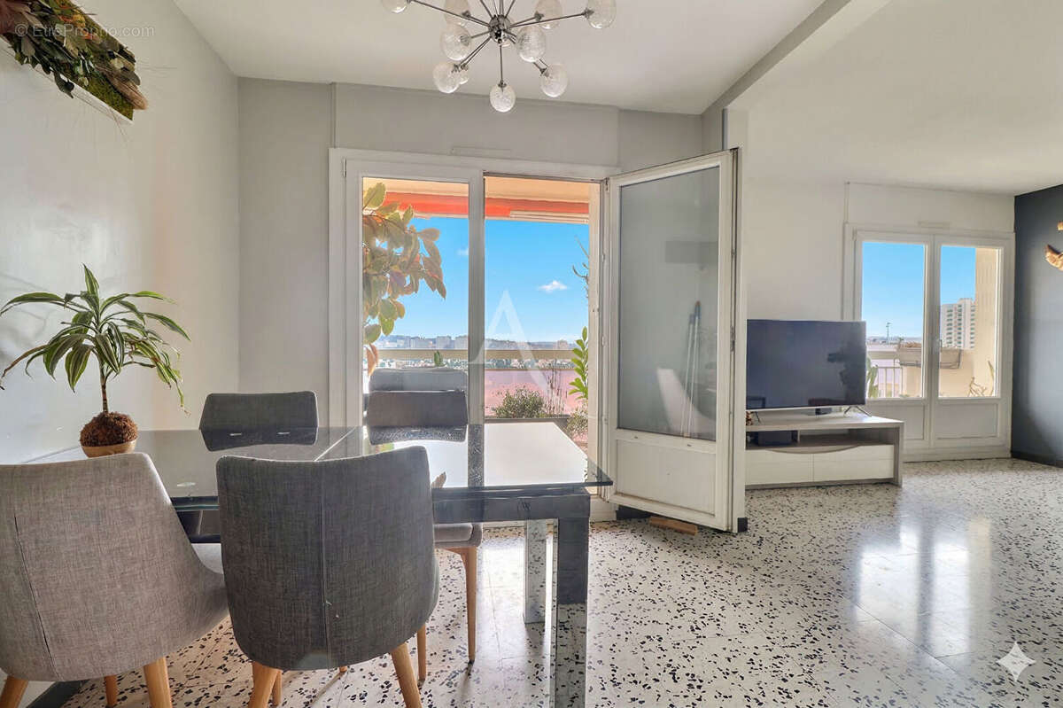 Appartement à MARSEILLE-12E