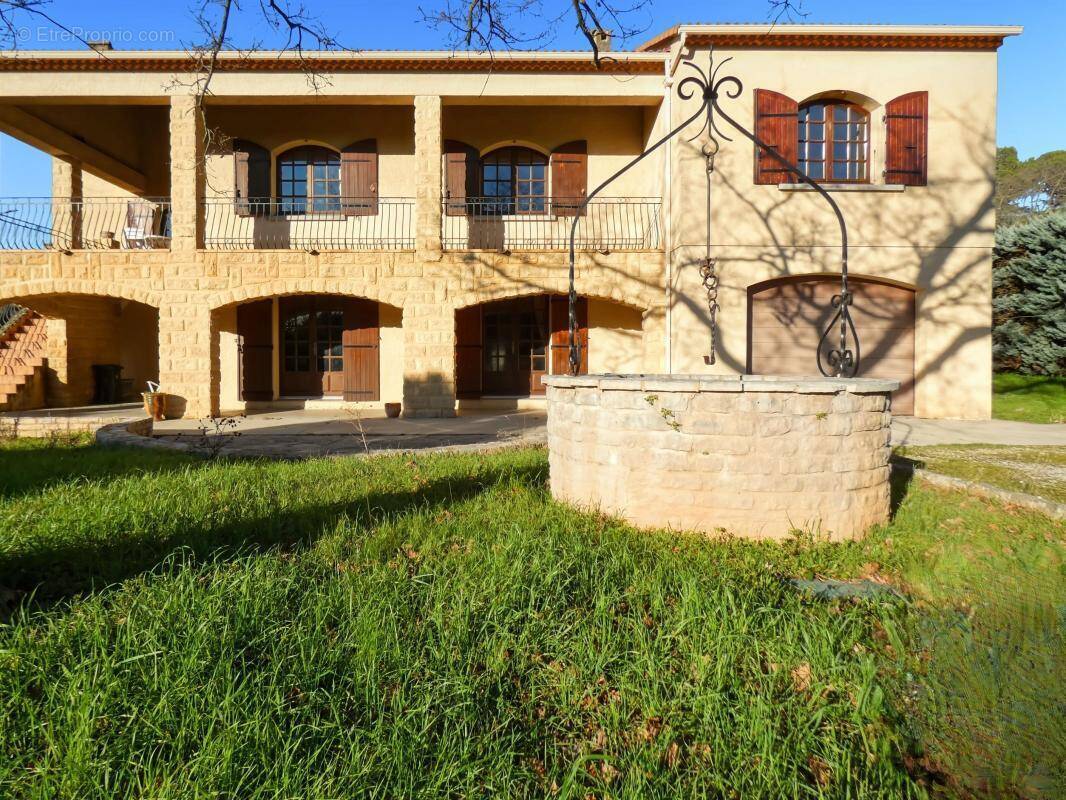 Maison à BAGNOLS-SUR-CEZE