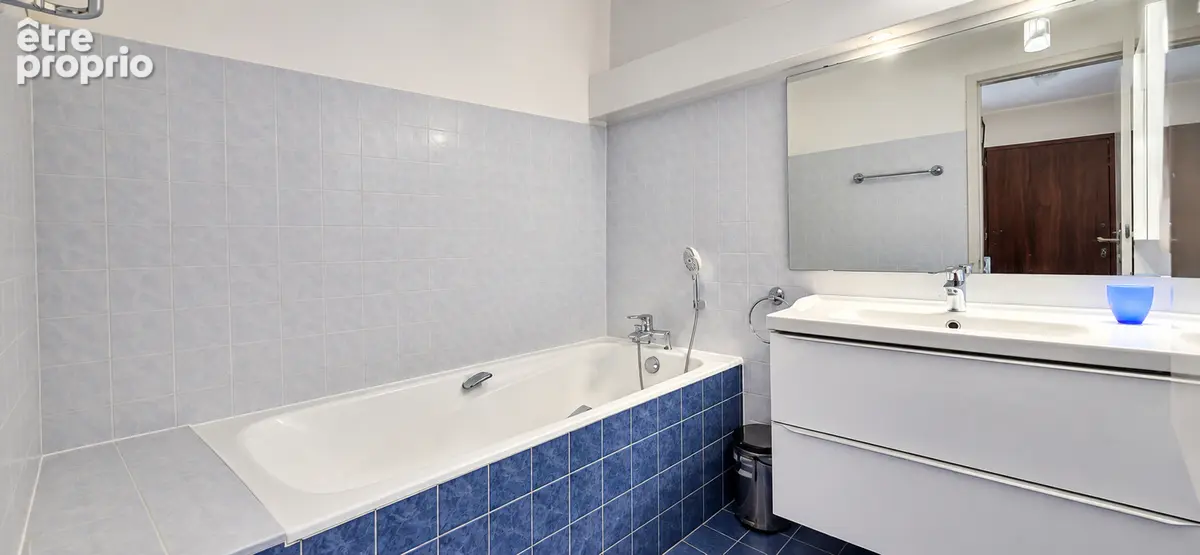 Appartement 80 m² - Ascenseur - Terrasse Sud - Parking sécurisé - Cave - photo 8