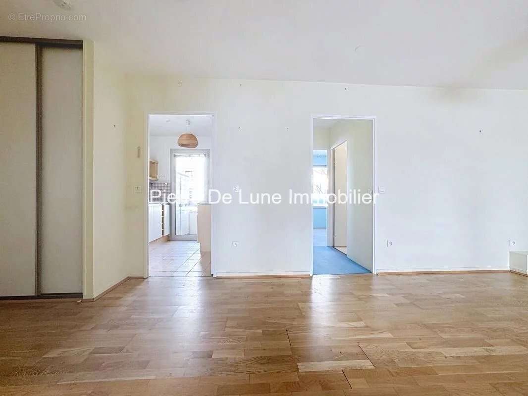Lumineux T3 Résidence Services Séniors Hespérides Courbevoie - photo 8