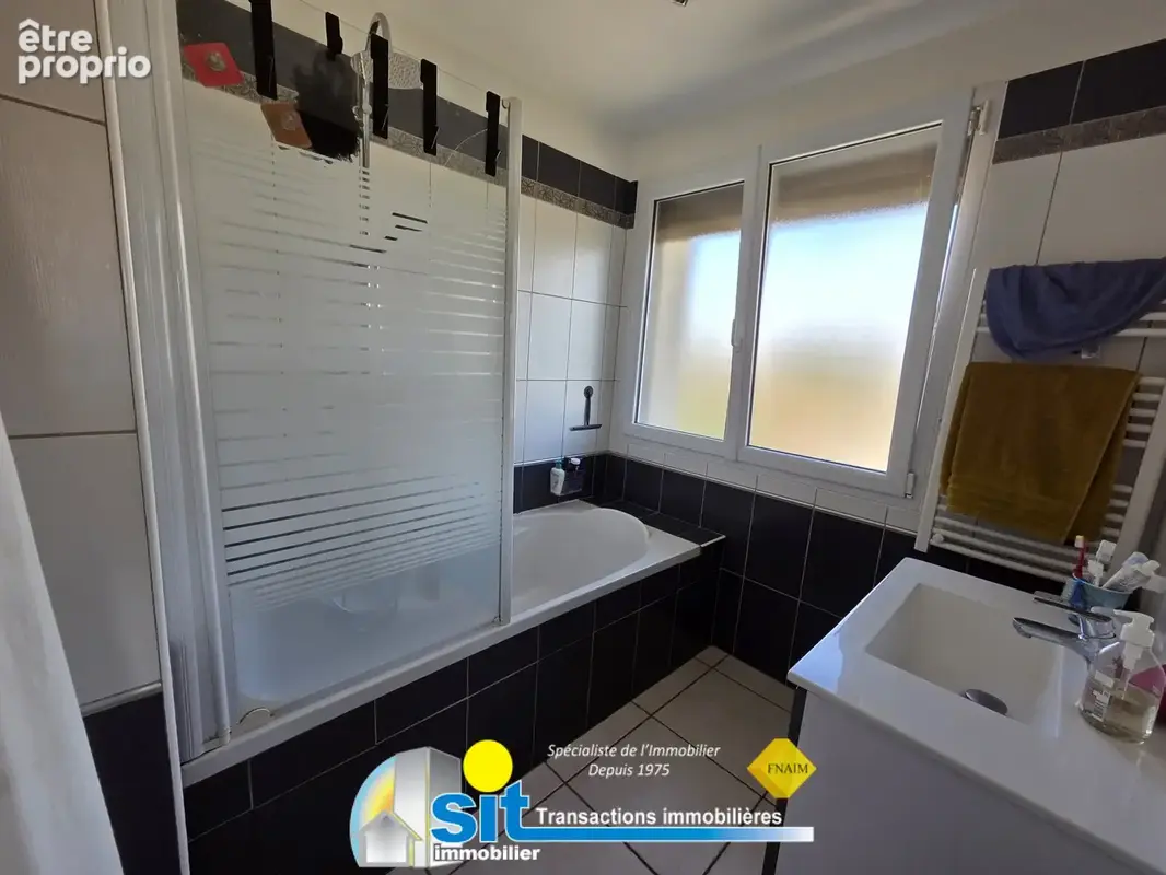 Maison rénovée 124 m2   4 chambres   Sous-sol complet   Piscine   Sablons - photo 8