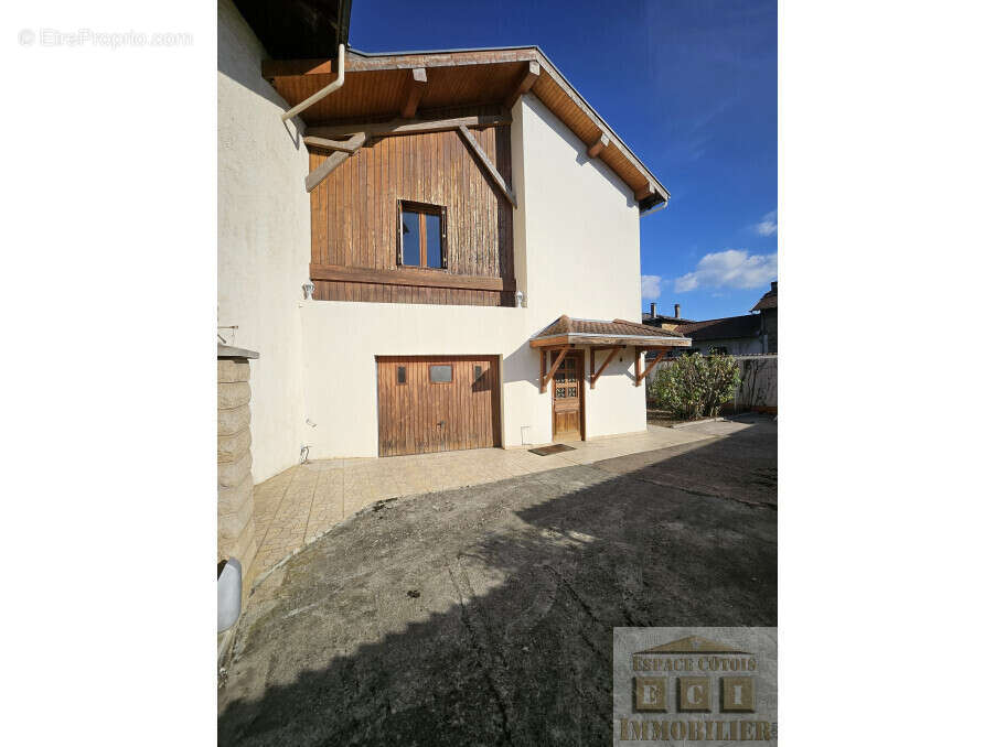 Maison à LA COTE-SAINT-ANDRE