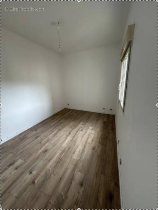 Faible charge - Bel emplacement - photo 3