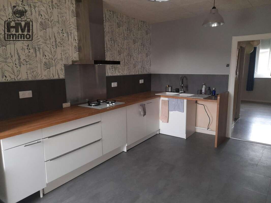 Maison à SAINT-PRIEST-TAURION