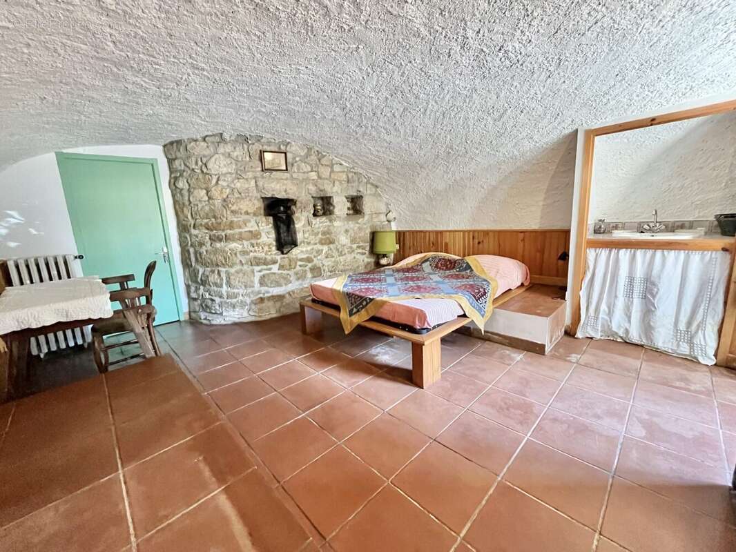 Maison à LES VIGNES