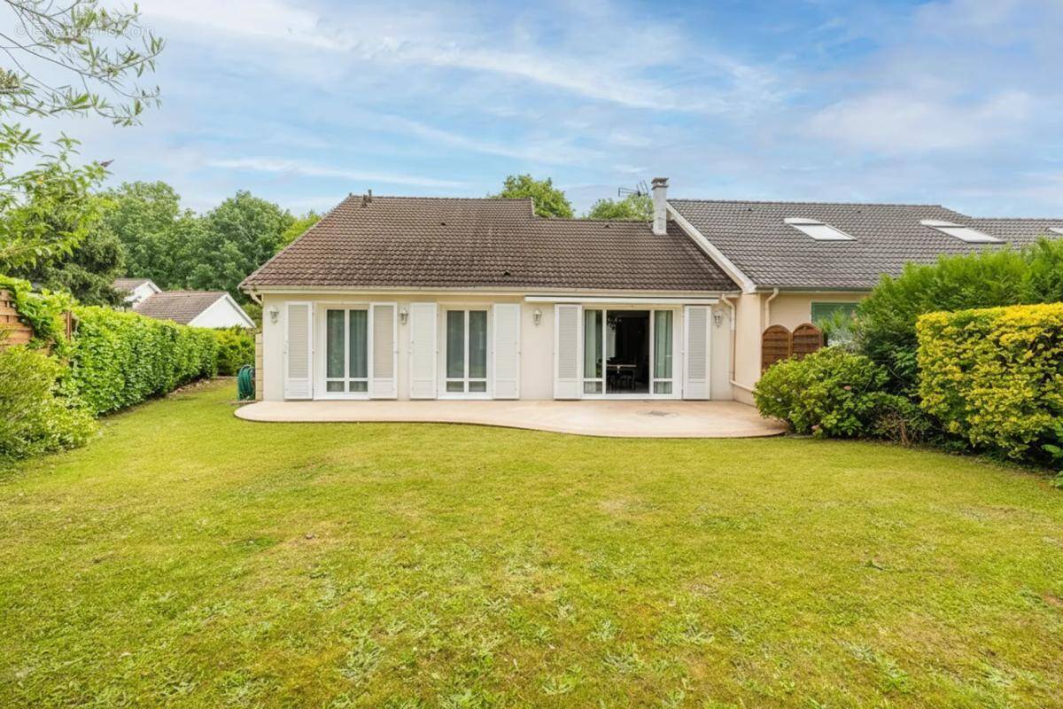 Maison à LIMEIL-BREVANNES