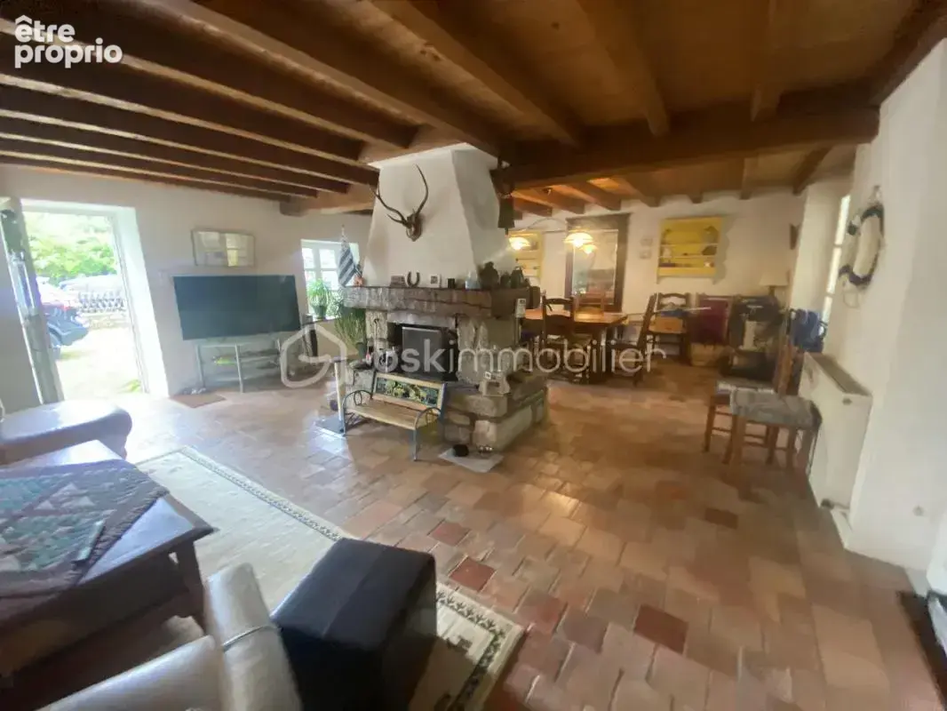 Maison en pierre avec charme de l'ancien – 145 m² habitables – Secteur de St Lyphard situé plus proche du bourg de La Madeleine  - photo 5