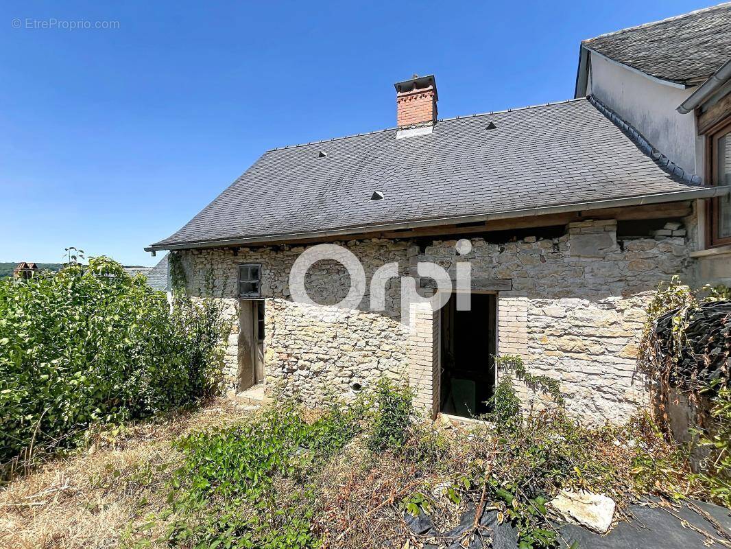 Maison à TERRASSON-LAVILLEDIEU