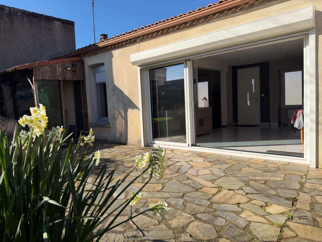 Maison 100 m² – Quartier Sacré-Cœur à Cholet - photo 2