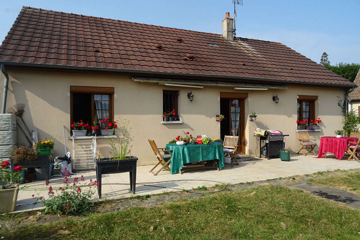 Maison à AUTHON-DU-PERCHE