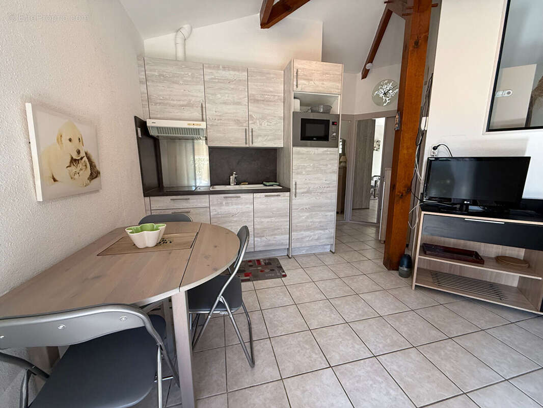 Appartement à MOLIETS-ET-MAA