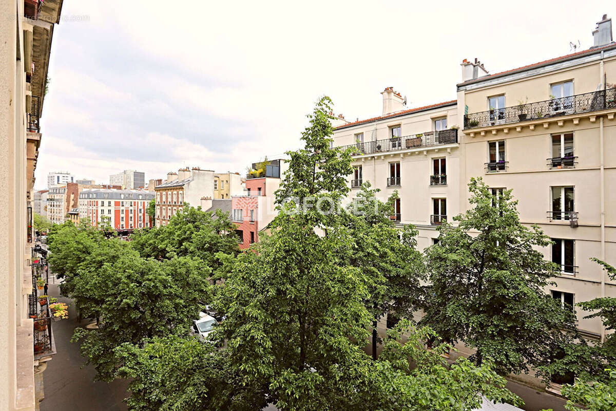 Appartement à PARIS-14E
