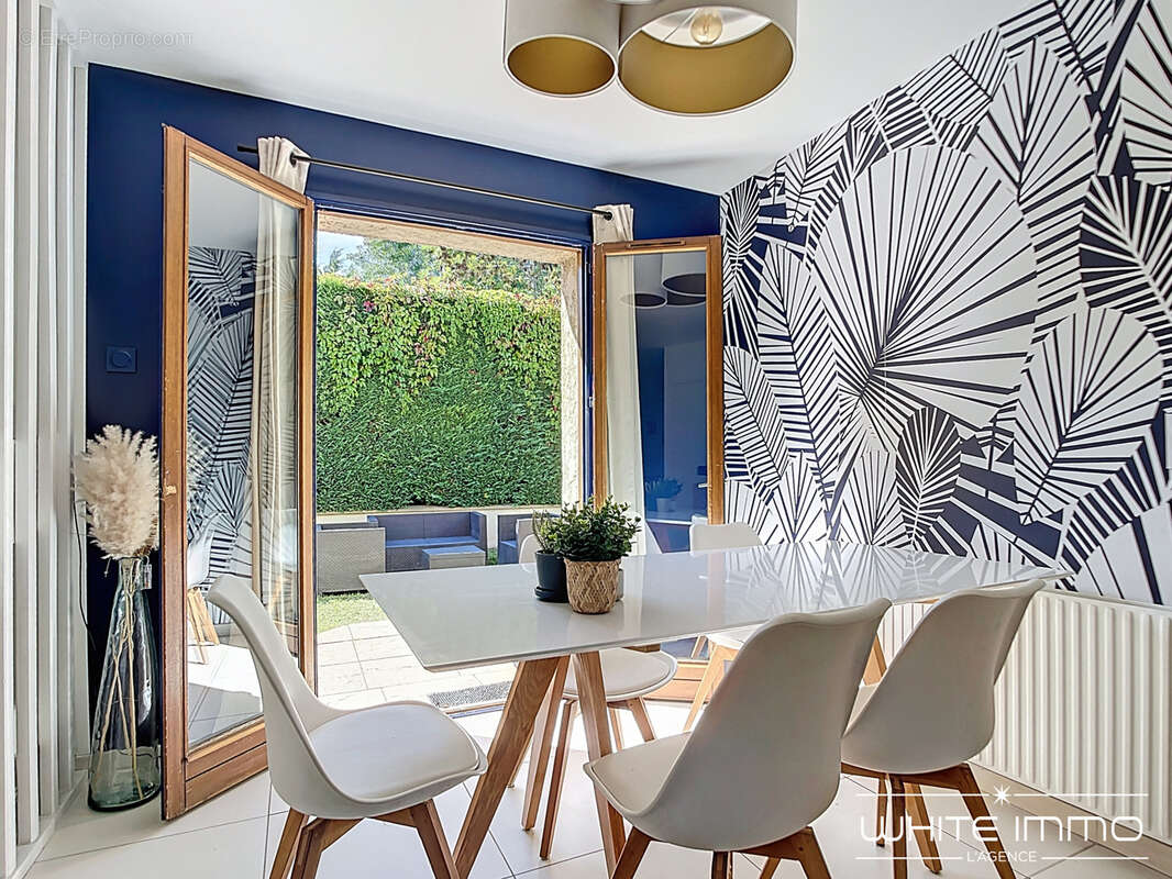 Maison à FRANCHEVILLE