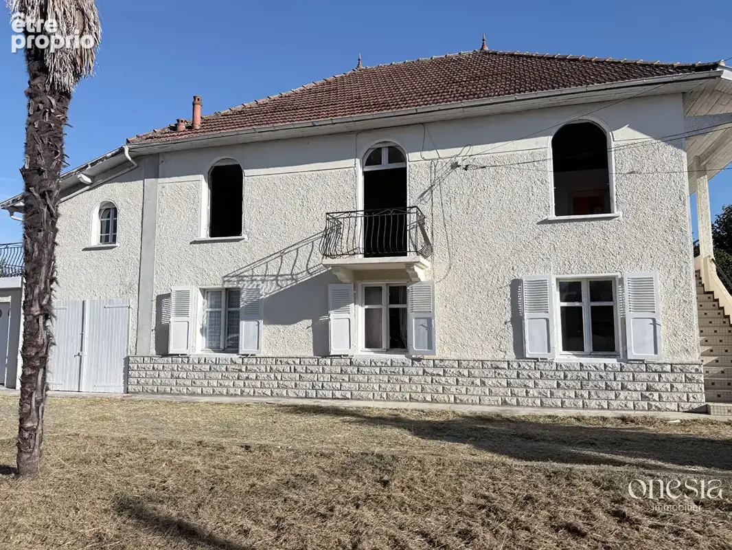 Photo Appartement à Lons au prix de 119 000€