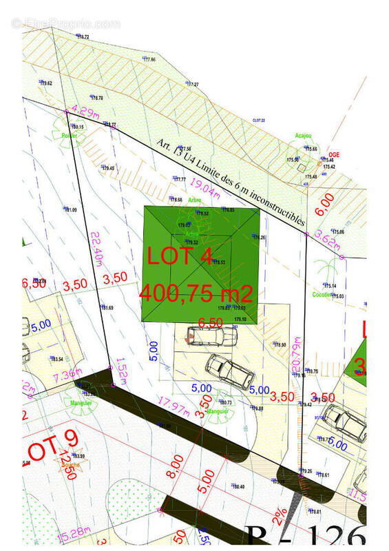 Terrain à FORT-DE-FRANCE