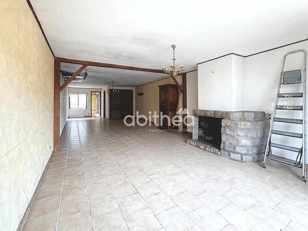 Maison à SALLAUMINES